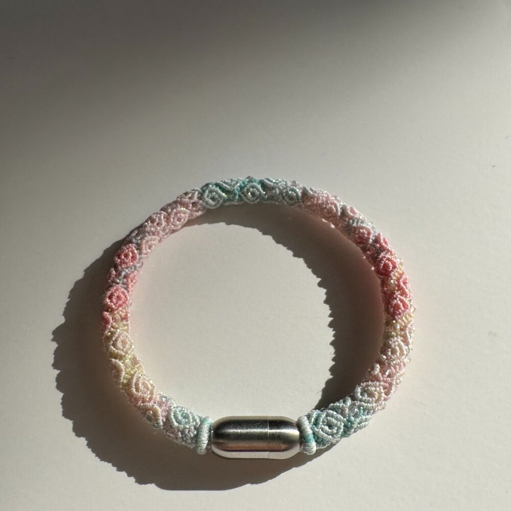 Handwoven Huiwen Knot Bracelet – Chinese Heritage Macrame | Traditional Craftsma